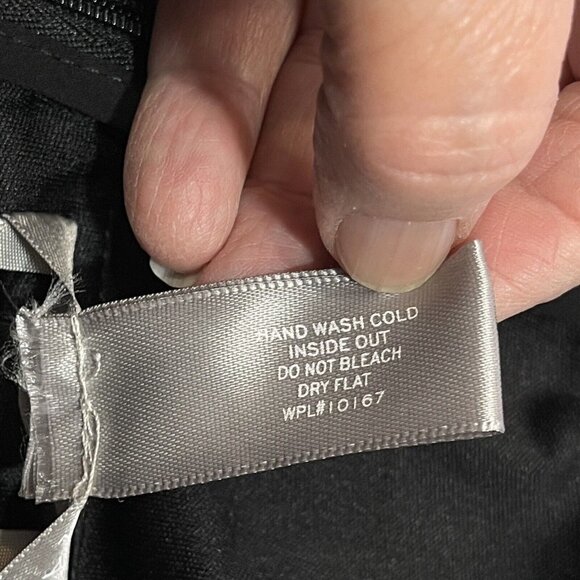 AQUA LUXE Little Black Dress Mini Bodycon Rhinestone Cuffs Women Small V-Back‎ - Picture 7 of 10